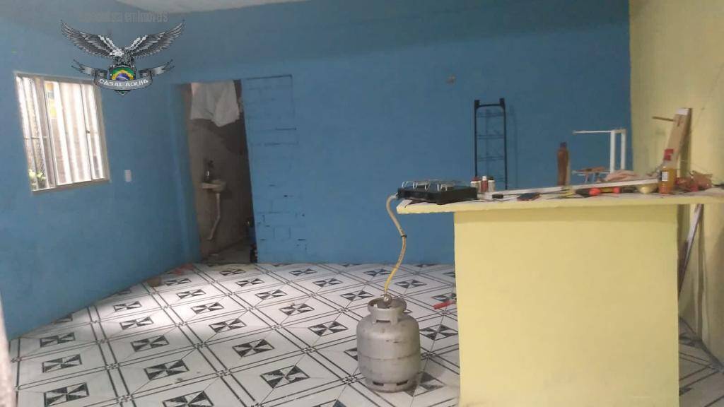 Casa à venda com 2 quartos, 200m² - Foto 14