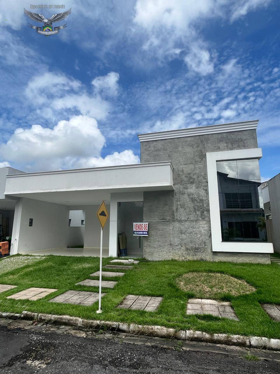 Casa de Condomínio à venda com 3 quartos, 180m² - Foto 1